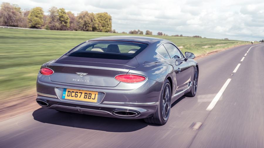  Bentley Continental GT 2018 года  (UK) (фото 20 из 40)